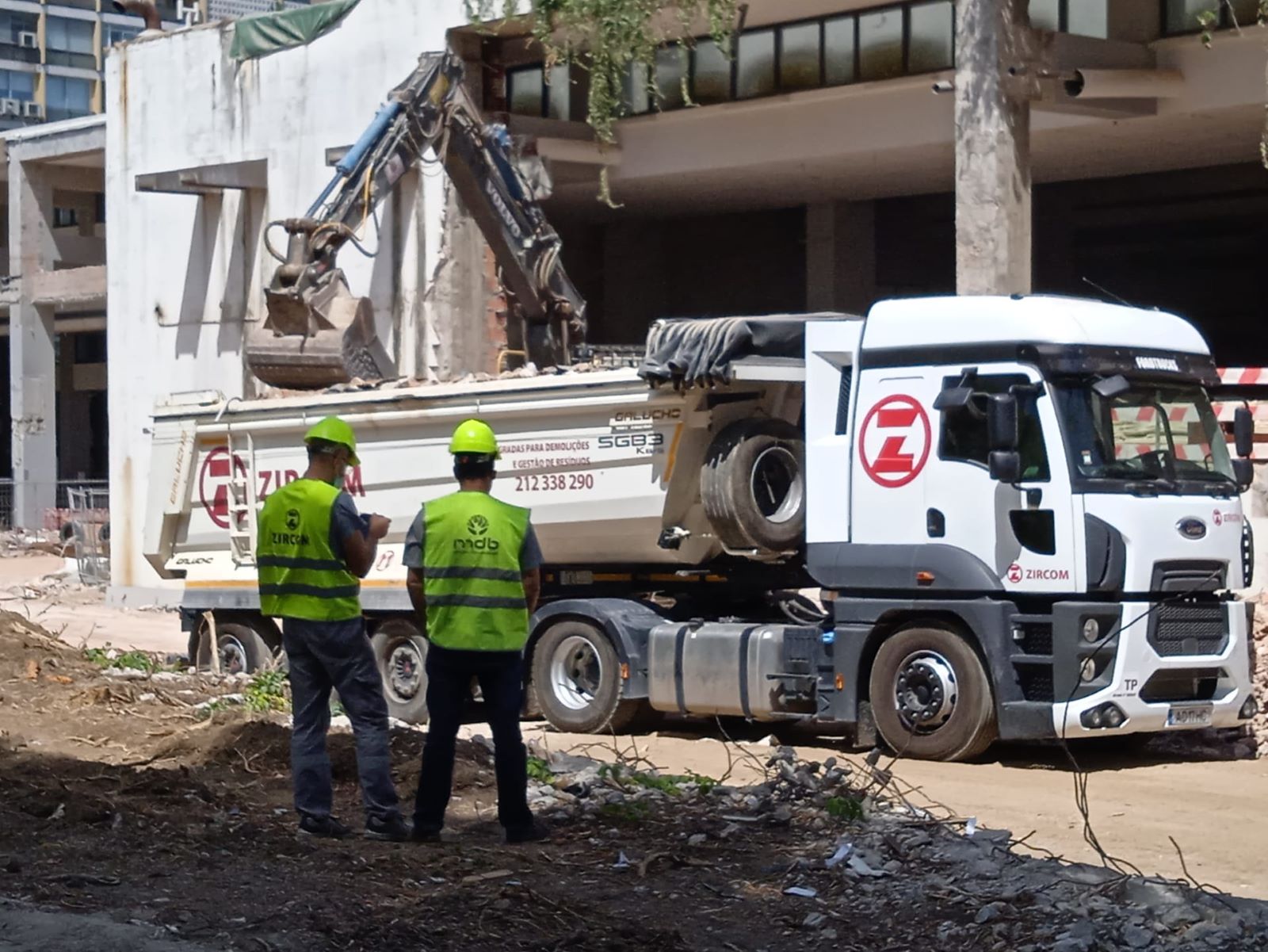 (C) 3619db55 1a20 4a36 add6 8f20c21c98a3